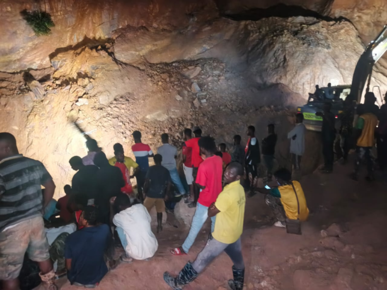 8 dead after illegal Mining pit collapse at Domi Keniago
